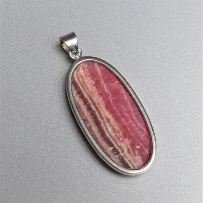 Rhodochrosite pendant 21.4g, Argentina