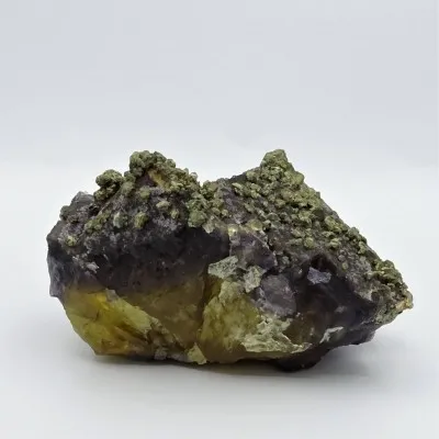 Fluorit - chalcopyrite sbírkový kus 221g, Německo