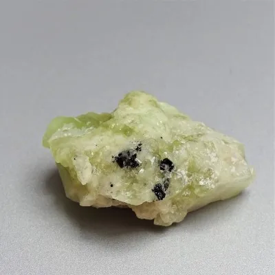 Brazilianite crystals in druse 36.7g, Brazil