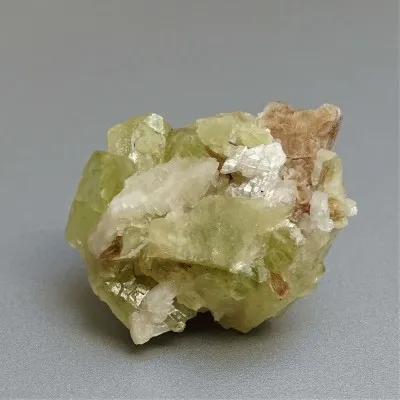 Brazilianit srostlice krystalů 33,3g, Brazílie