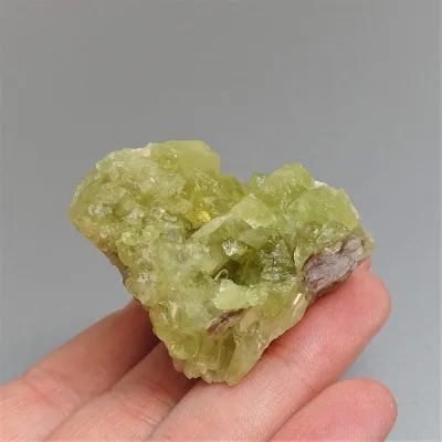 Brazilianit srostlice krystalů 42,3g, Brazílie
