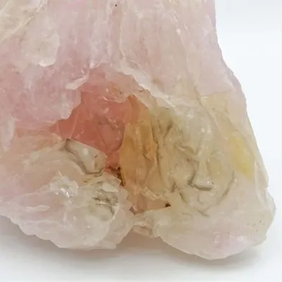 Rosen quarz kristall 665g, Brasilien