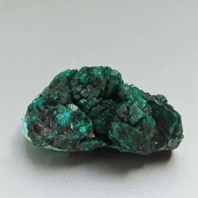 Dioptas přírodní krystaly 32g, Kongo