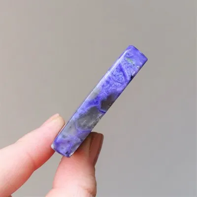 Charoit / Charoit polierter Teller 43,8g, Russland