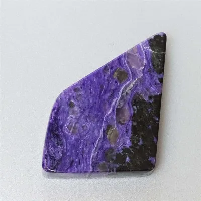 Charoit / Charoit polierter Teller 83,3g, Russland