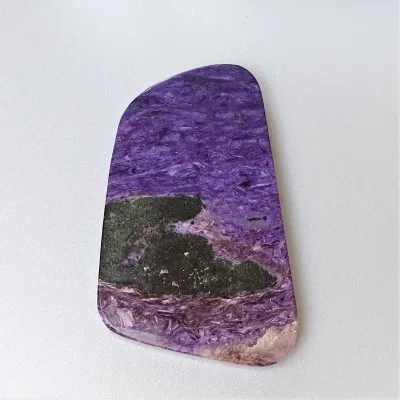 Charoit / Charoit polierter Teller 107,7g, Russland