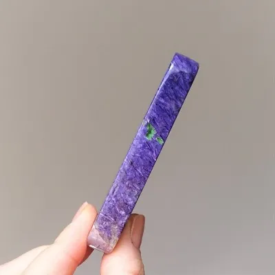 Charoit / Charoit polierter Teller 107,7g, Russland