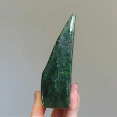 Nephrit poliert 459g, Pakistan