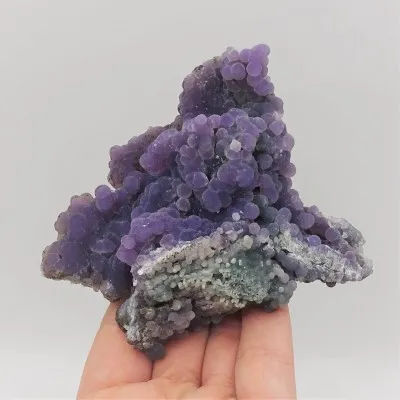 Hroznový chalcedon 254g, Indonésie