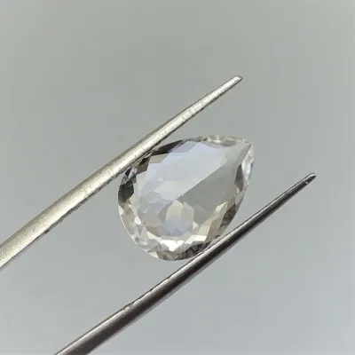 Topaz přírodní broušený bílý 6,34ct, Brazílie