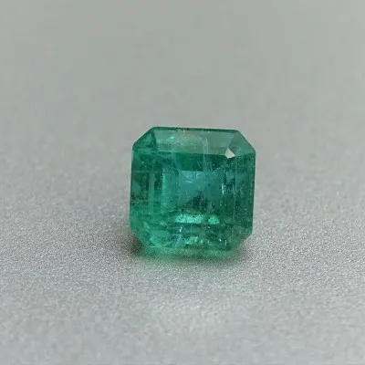 Emerald natural cut 2.30ct, Colombia