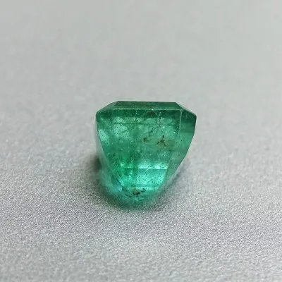 Emerald natural cut 2.30ct, Colombia