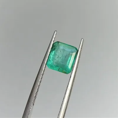 Emerald natural cut 1.92ct, Zambia