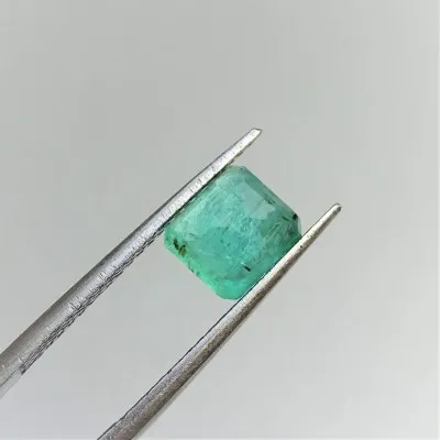 Emerald natural cut 1.92ct, Zambia