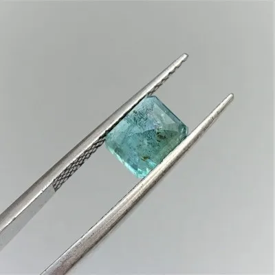 Emerald natural cut 2.22ct, Zambia