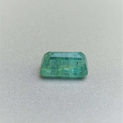 Smaragd im Naturschliff 2,35ct, Sambia