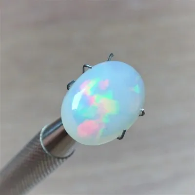 Ethiopian opal cabochon 5ct, Ethiopia