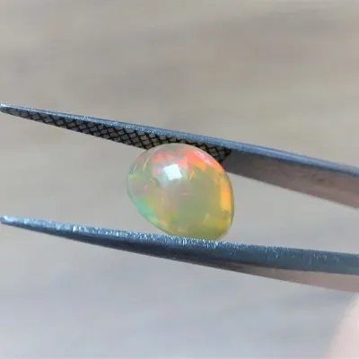 Äthiopischer Opal Cabochon 2,5ct, Äthiopien