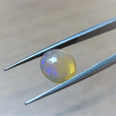 Etiopský opál kabošon 2,43ct, Etiopie
