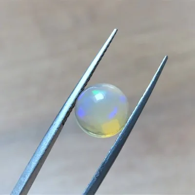 Etiopský opál kabošon 2,73ct, Etiopie
