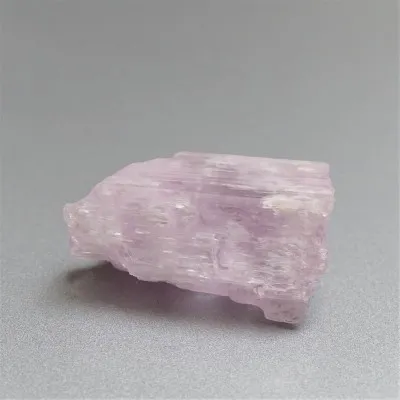 Kunzit natürlicher Kristall 18g, Afghanistan