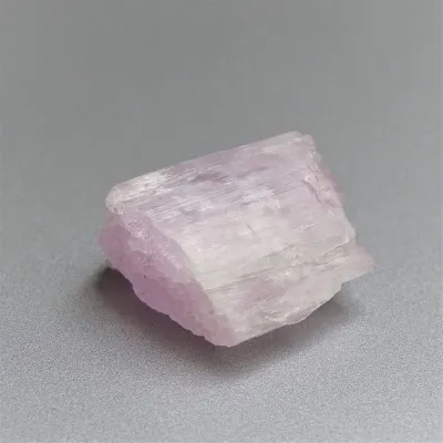 Kunzit natürlicher Kristall 18g, Afghanistan