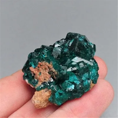 Dioptas přírodní krystaly 25g, Kongo