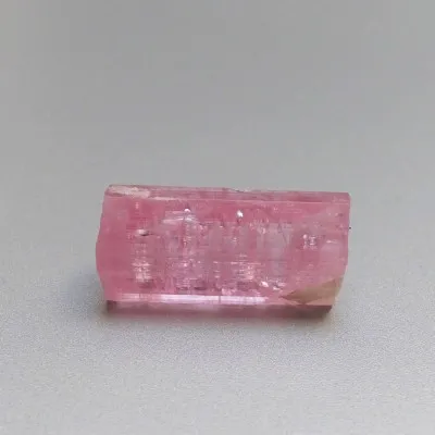 Turmalín růžový přírodní krystal 15,7g, Afganistán
