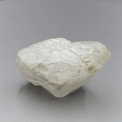 Petalite natural mineral 62.6g, Brazil
