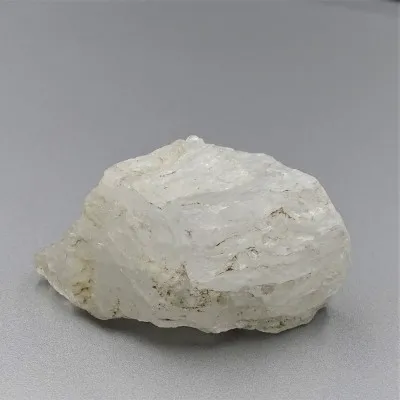 Petalite natural mineral 62.6g, Brazil