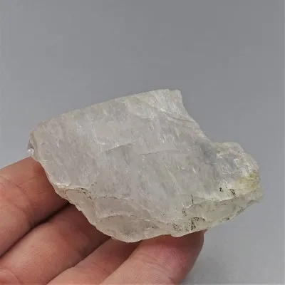 Petalite natural mineral 62.6g, Brazil