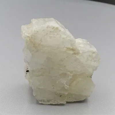 Petalite natural mineral 83.6g, Brazil
