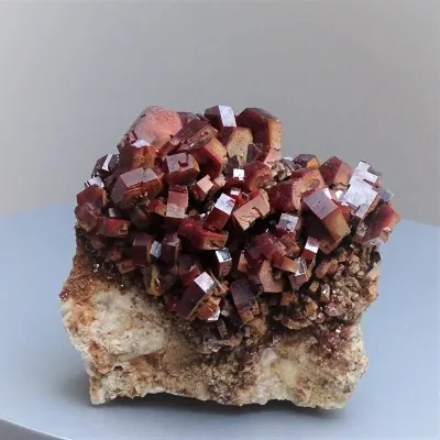 Vanadinit mineral 695g, Marokko