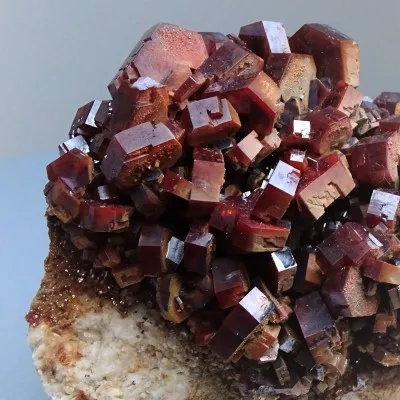 Vanadinit minerál 695g, Maroko