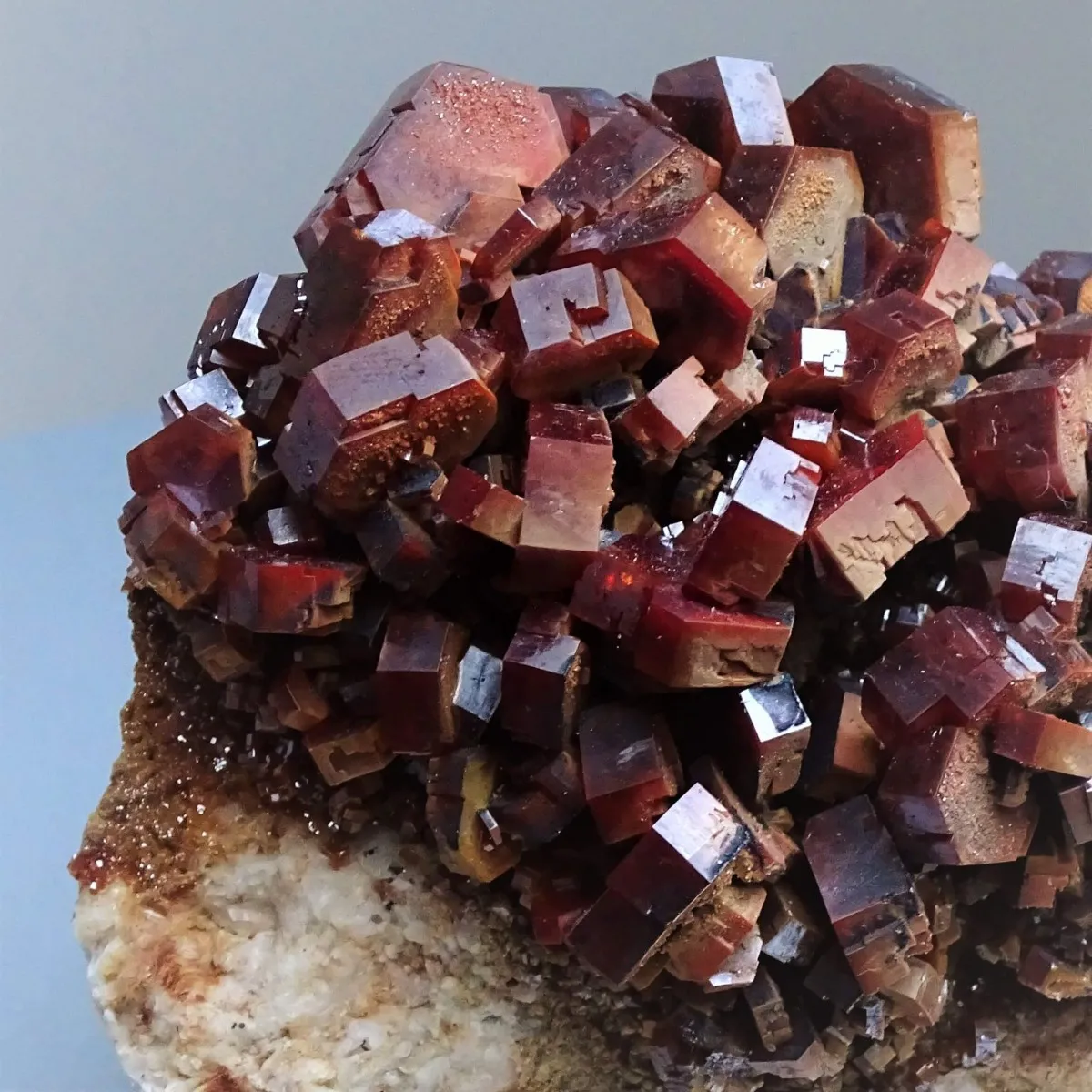 Vanadinit minerál 695g, Maroko