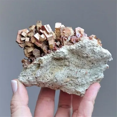 Vanadinit minerál 595g, Maroko