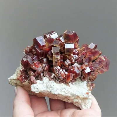 Vanadinit mineral 595g, Marokko