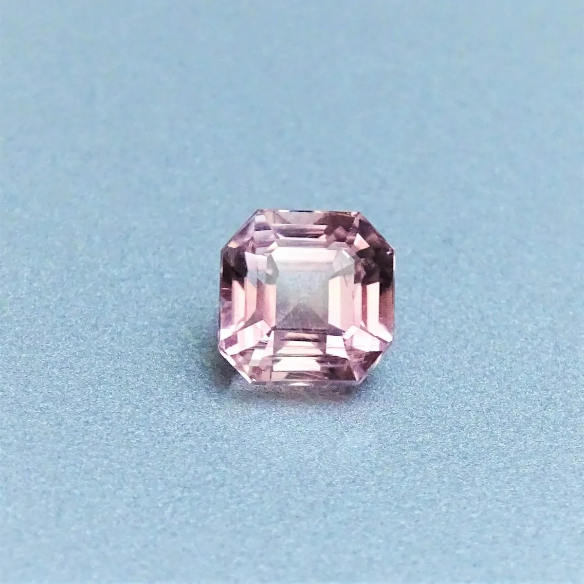 Turmalin natürlicher Rubellit 2,70ct, Brasilien