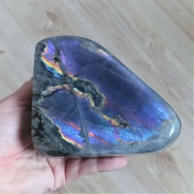 Labradorite natural polished 932g, Madagascar