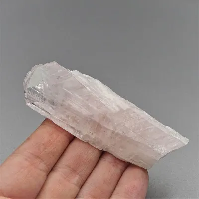 Danburit Naturkristall 47,1g, Mexiko