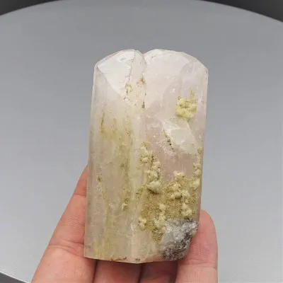 Danburite natural crystal 118.4g, Mexico