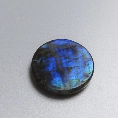 Labradorite cabochon 15,1g, Madagascar
