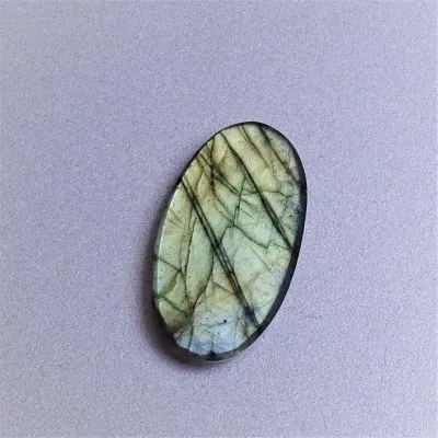 Labradorite cabochon 5.5g, Madagascar