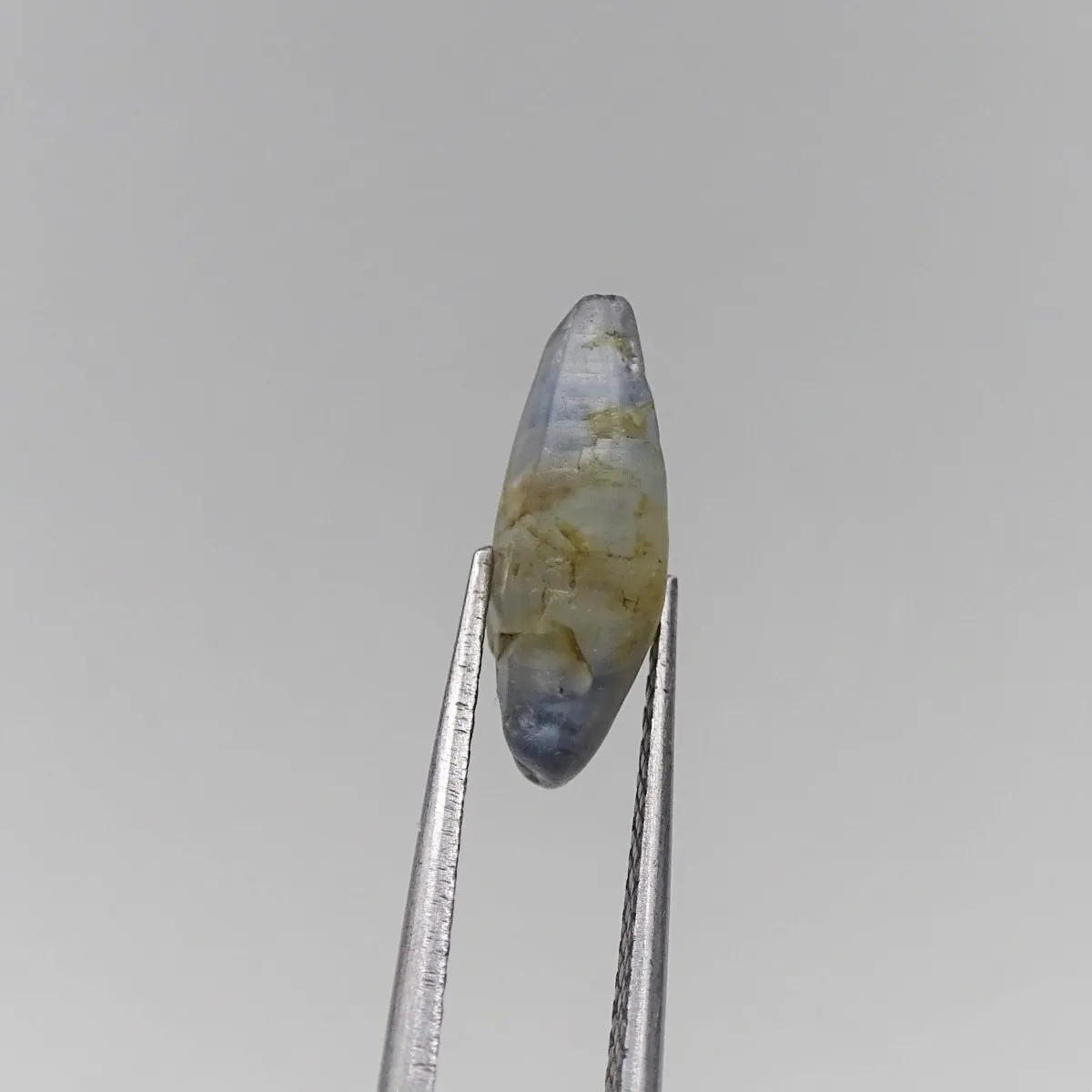 Saphir Rohkristall 4,81ct Sri Lanka