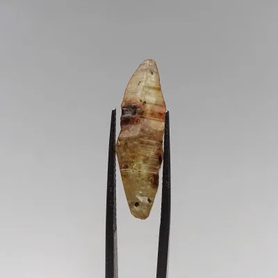 Safír surový krystal 16,77ct Srí Lanka