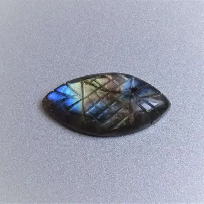 Labradorit Cabochon 7g, Madagaskar
