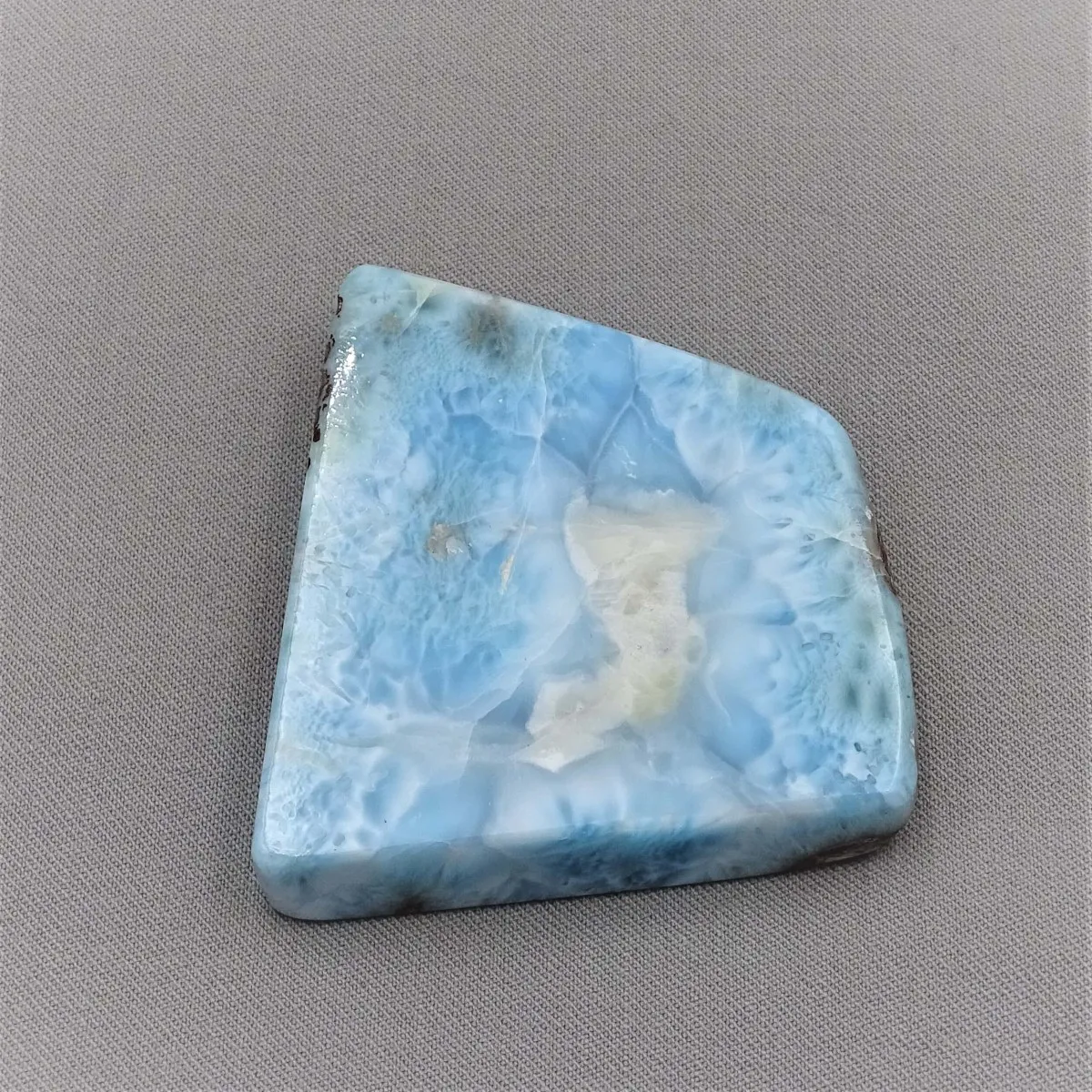Larimar plate polished 53g, Dominican republic