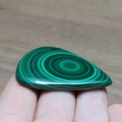 Malachite cabochon 15.4g, Congo