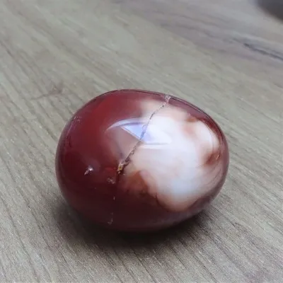 Polished carnelian 151g, Madagascar