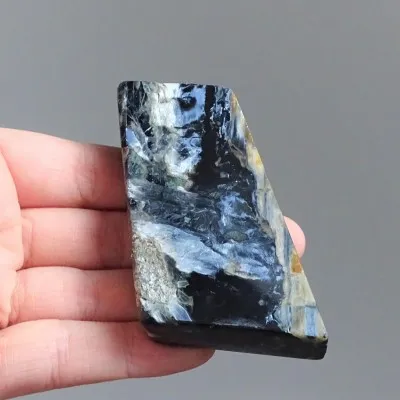 Pietersit poliertes natürliches Mineral 97,1g, Namibia